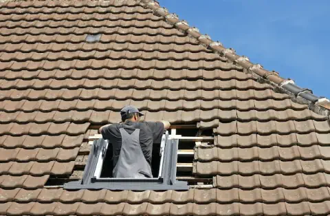 Pose de velux - Saint-Florent-sur-Auzonnet